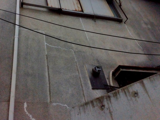 外壁モルタル　コーキング補修